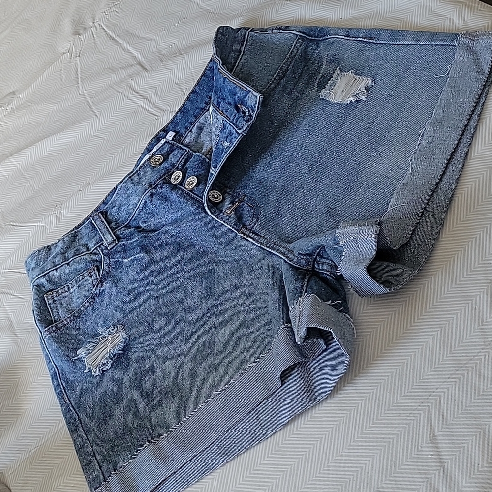 MISSLOOK denim shorts new 🥰